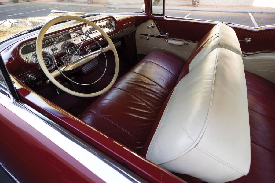 Интерьер Pontiac Star Chief Custom Catalina Coupe (2837SD) 1957 года  (фото 18 из 44)